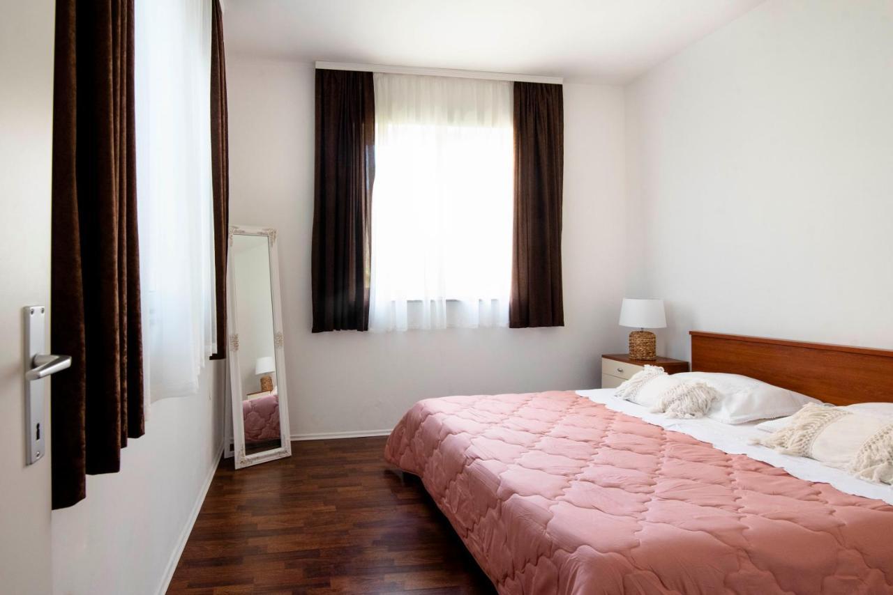Apartment Alkar Sinj Exterior photo