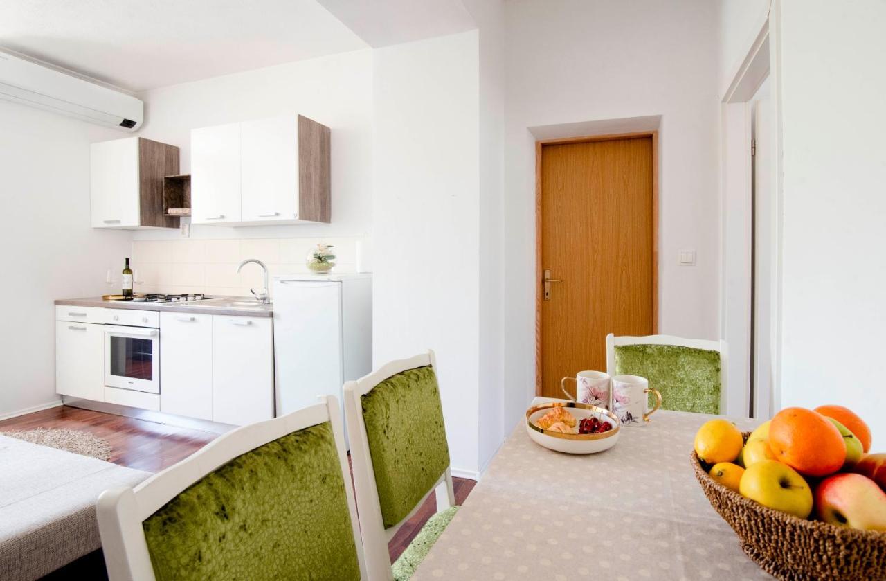 Apartment Alkar Sinj Exterior photo